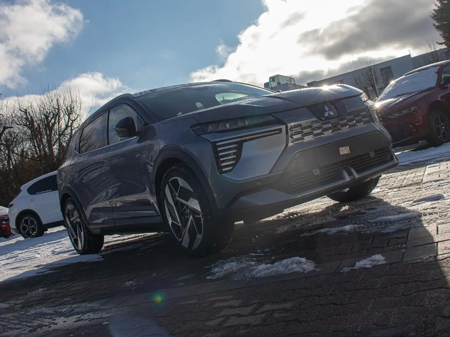 Mitsubishi Eclipse Cross MY26 Diamant TOP 87 KWh Grau - 2