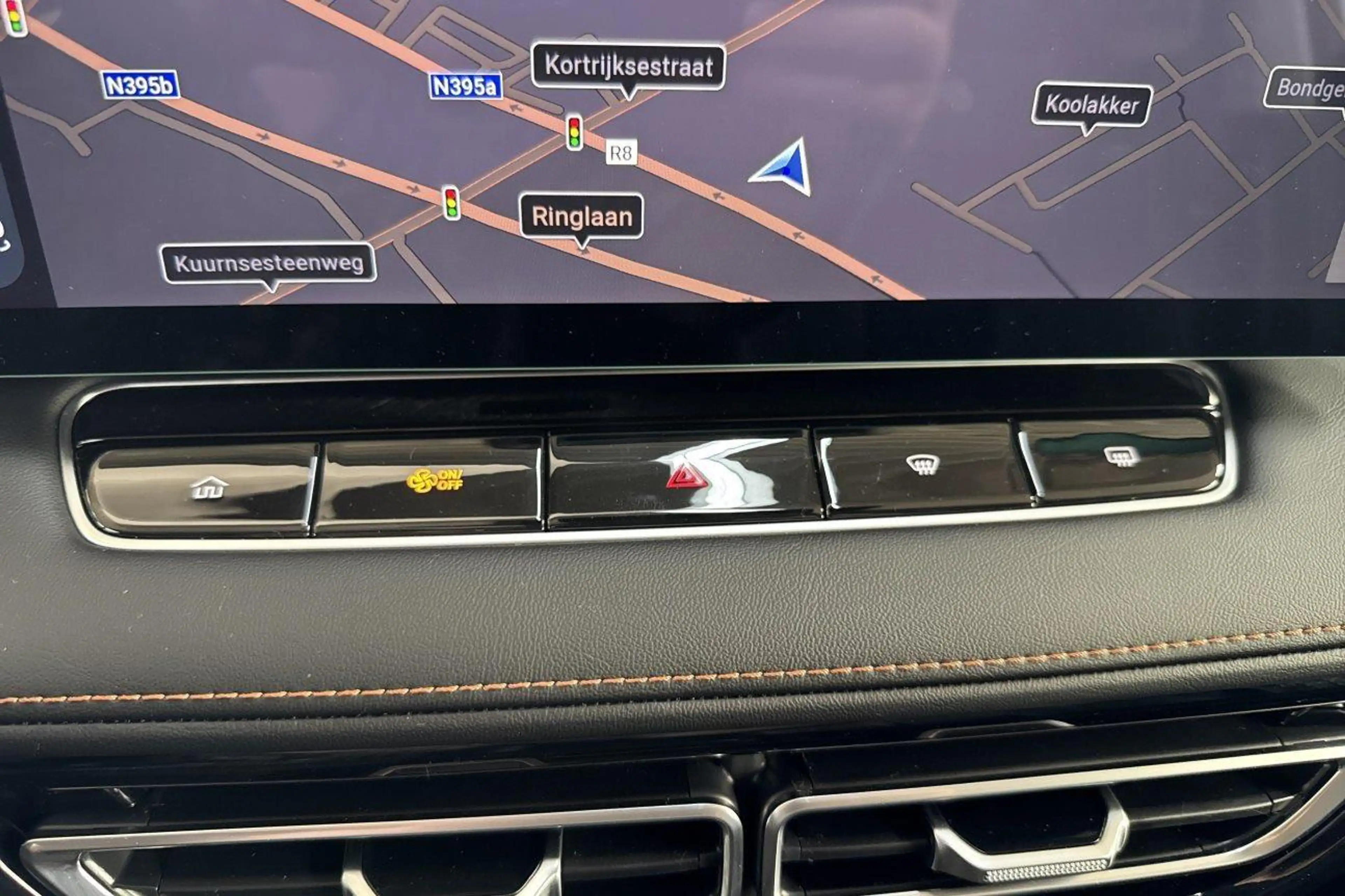 MG HS LUXURY HYBRID+ — photo 15