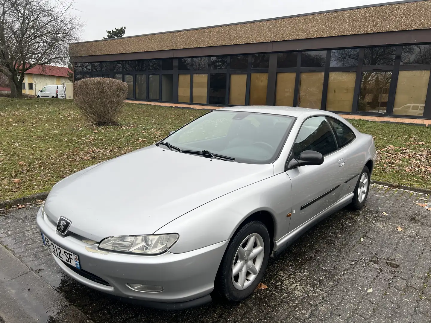 Peugeot 406 406 Coupé 2.0i Argent - 2