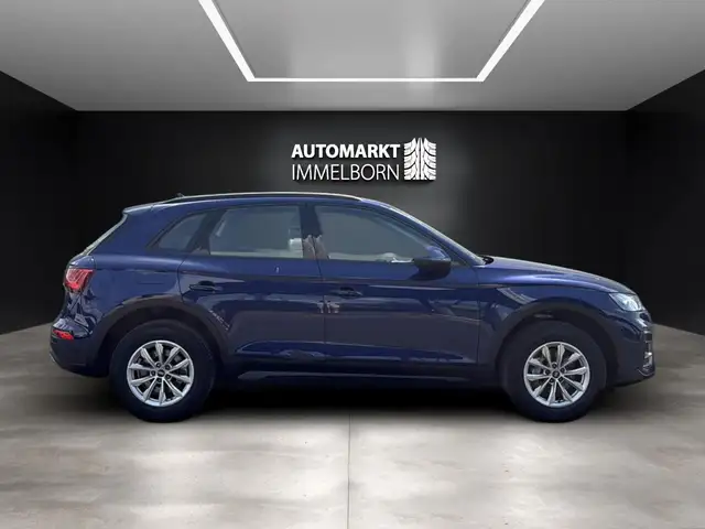 Audi Q5 view 7