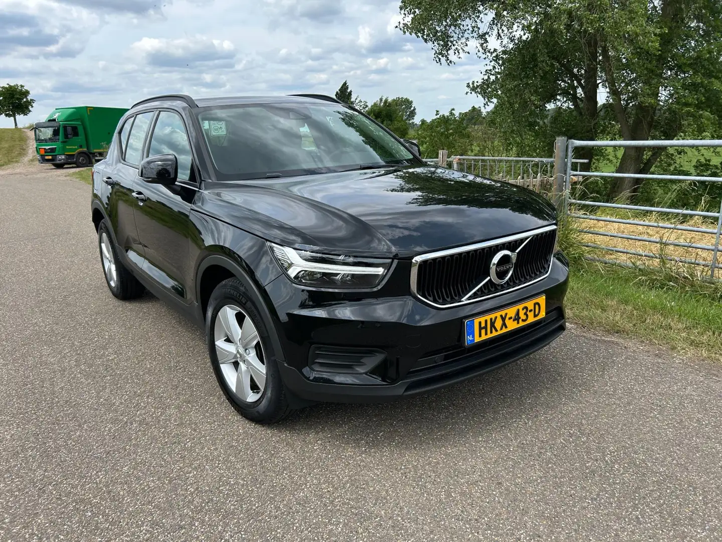 Volvo XC40 1.5 T2 Momentum Core Zwart Led Noir - 2