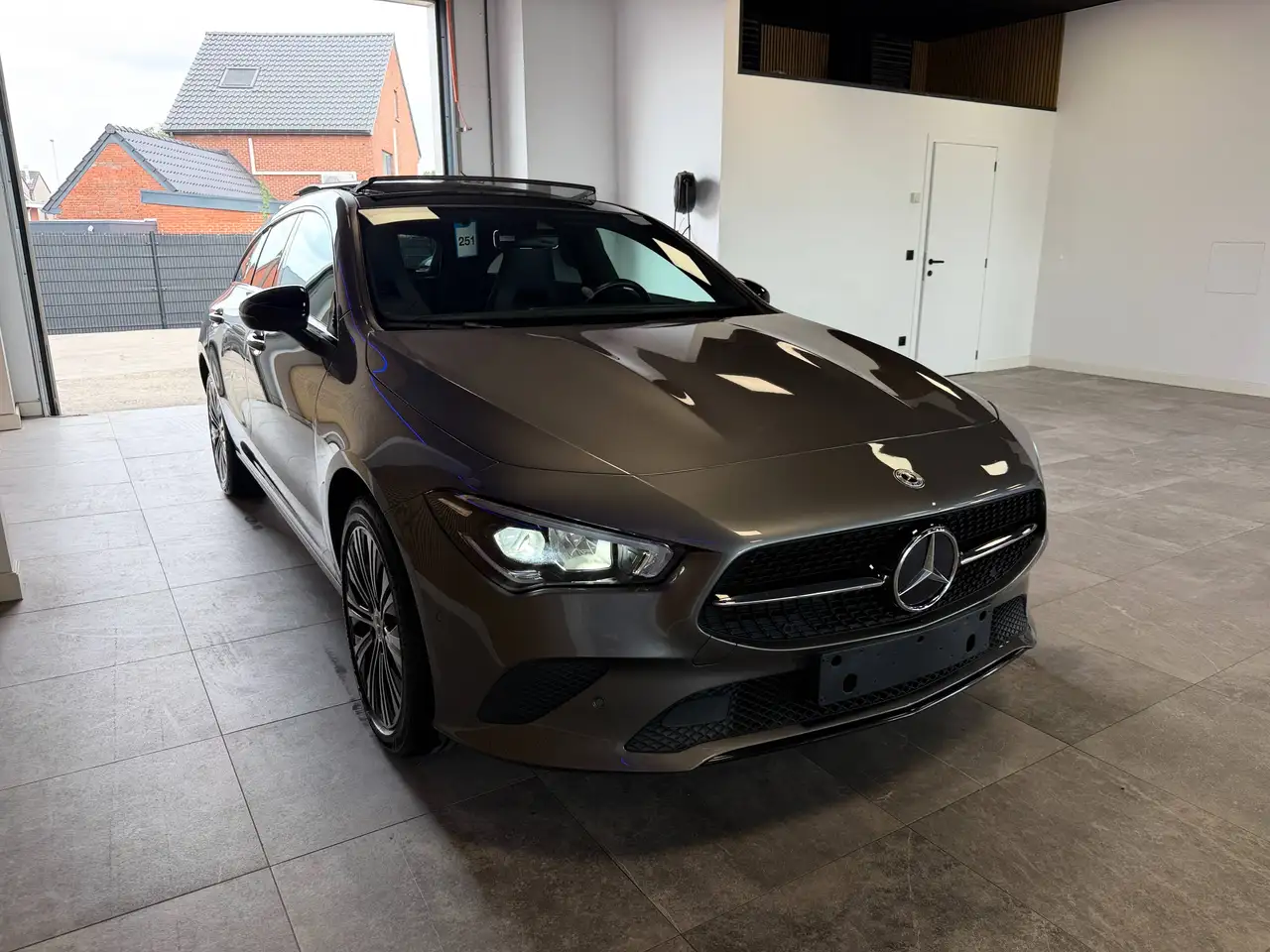 Mercedes-Benz CLA 250 e PHEV Business Solution, миниатюра 4