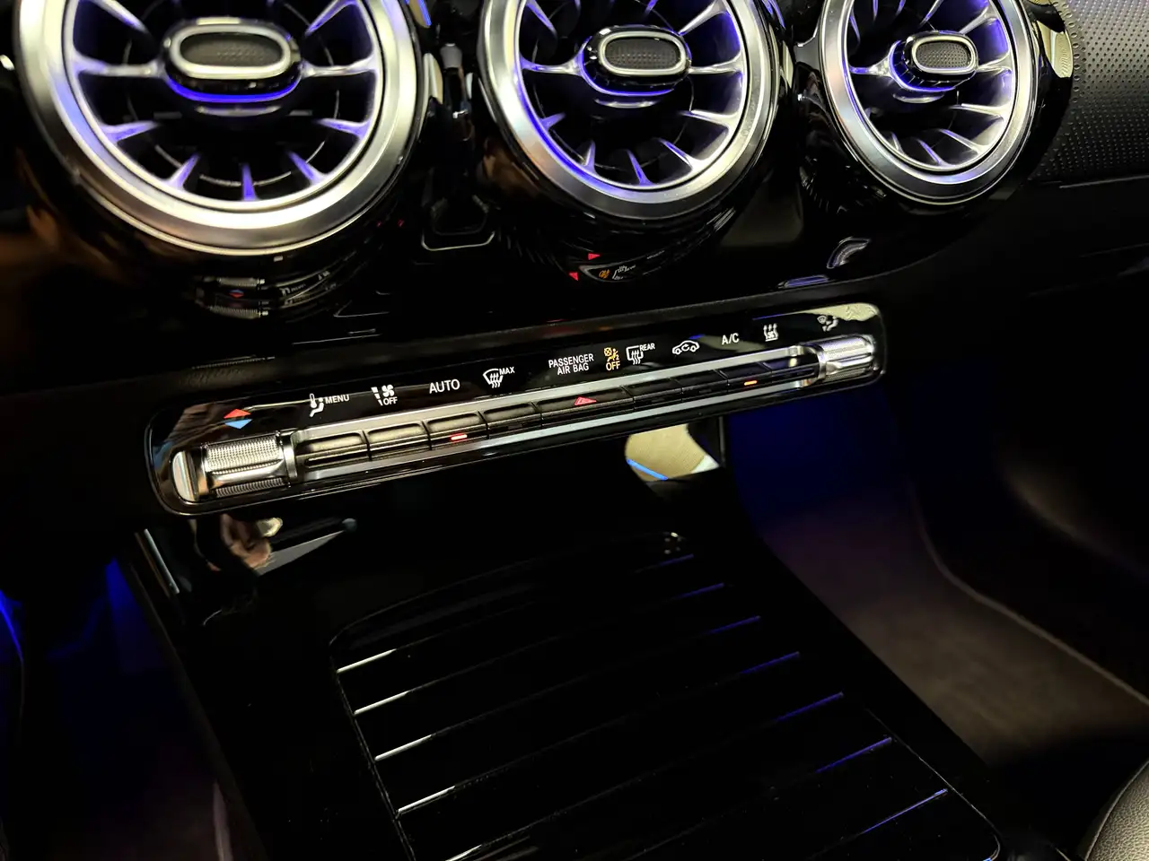 Mercedes-Benz CLA 250 e PHEV Business Solution, миниатюра 14