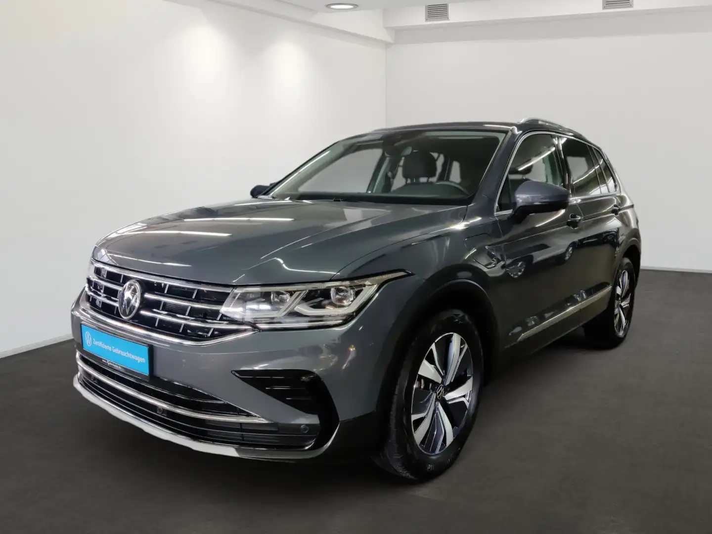 Volkswagen Tiguan 1.4 TSI Hybrid Elegance DSG AHK Šedá - 2