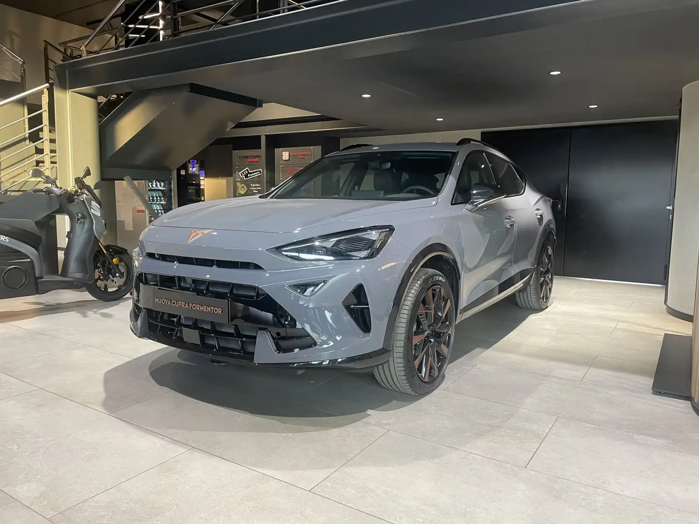 CUPRA Formentor 1.5 Hybrid DSG Grigio - 1