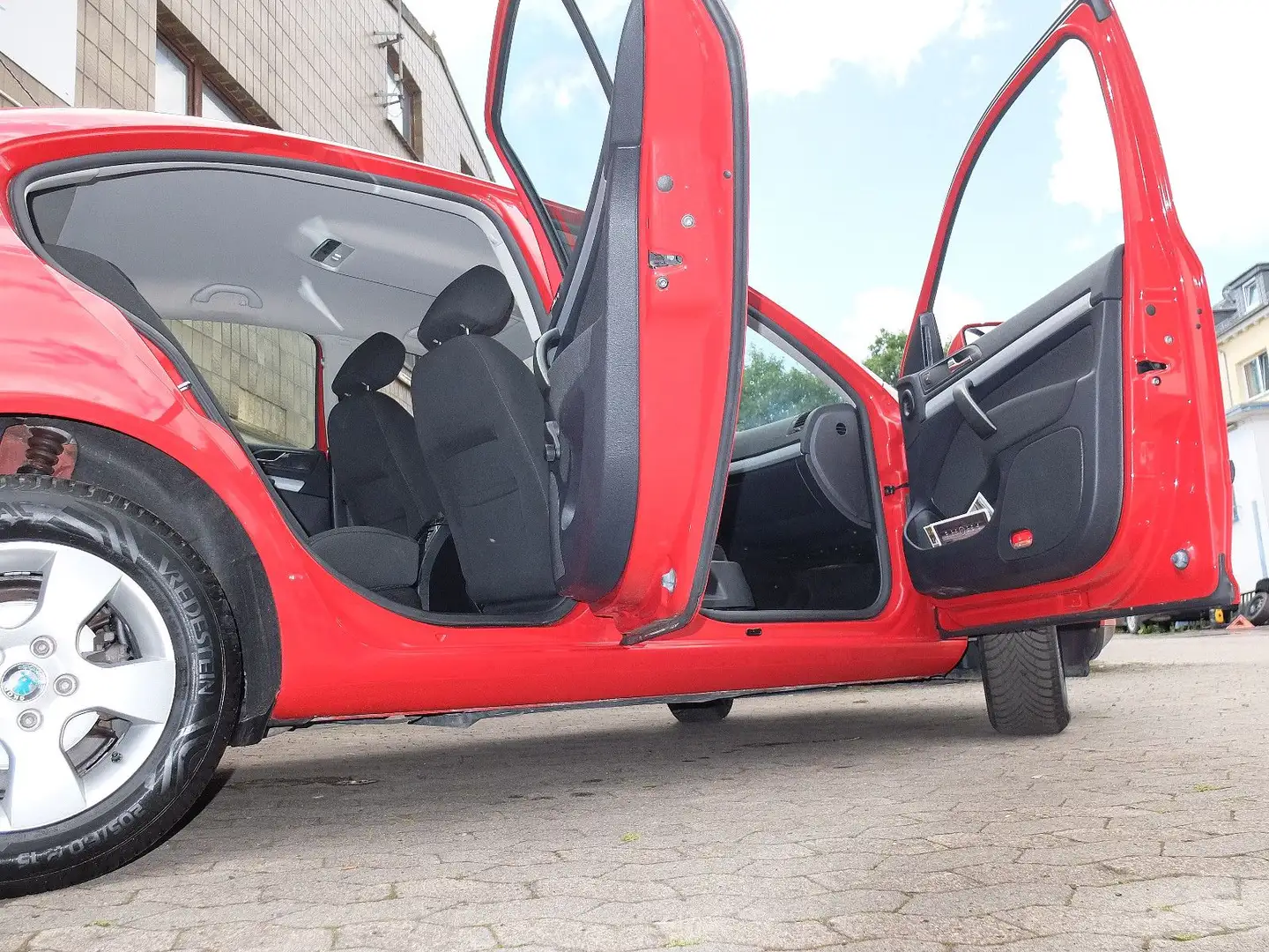 Skoda Octavia Lim. Team Edition - 1.6 - 1.Hand - Rosso - 2