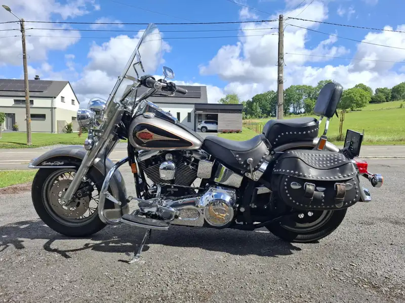 Harley-Davidson Heritage Softail - foto 5
