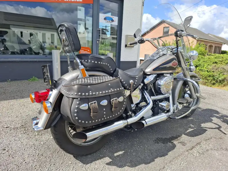 Harley-Davidson Heritage Softail - foto 2