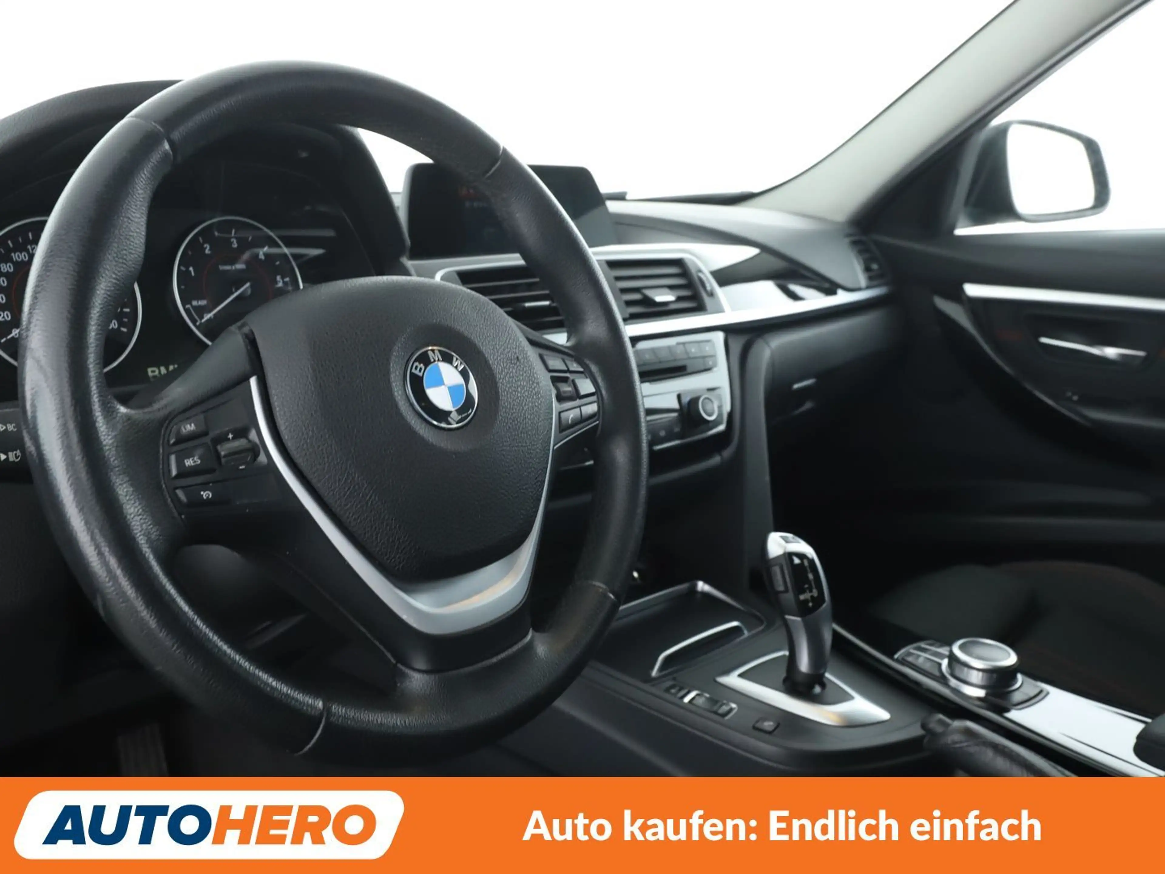 BMW 318 318d Sport Line Aut.*NAVI*LED*TEMPO*PDC*SHZ*ALU* — photo 11