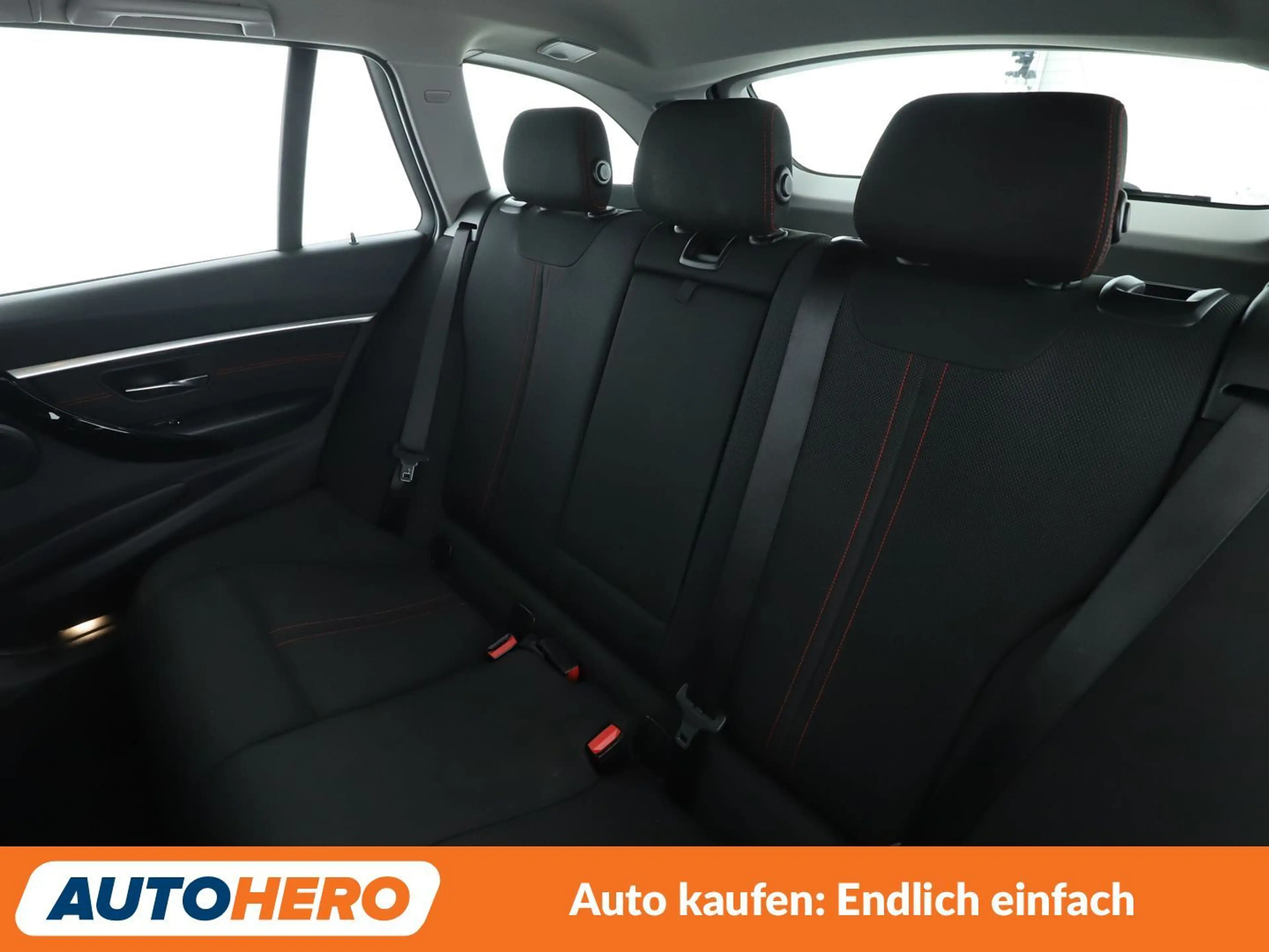 BMW 318 318d Sport Line Aut.*NAVI*LED*TEMPO*PDC*SHZ*ALU* — photo 14