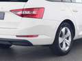 Skoda Superb Active Navigation|AHK|CarPlay|PDC|SHZ Weiß - thumbnail 12