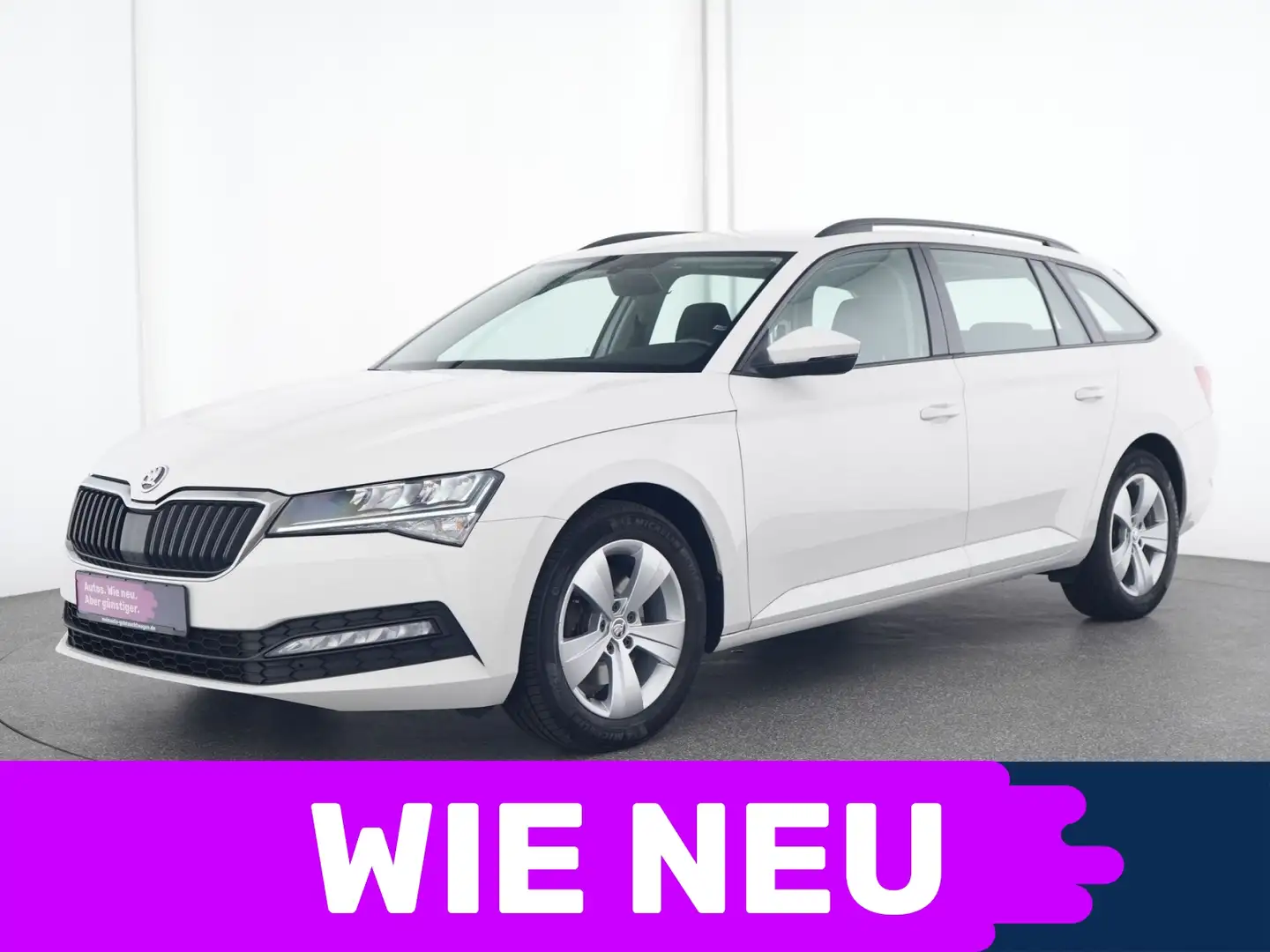Skoda Superb Active Navigation|AHK|CarPlay|PDC|SHZ Weiß - 1