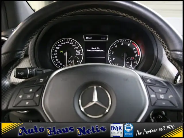 Mercedes-Benz B-Class view 11