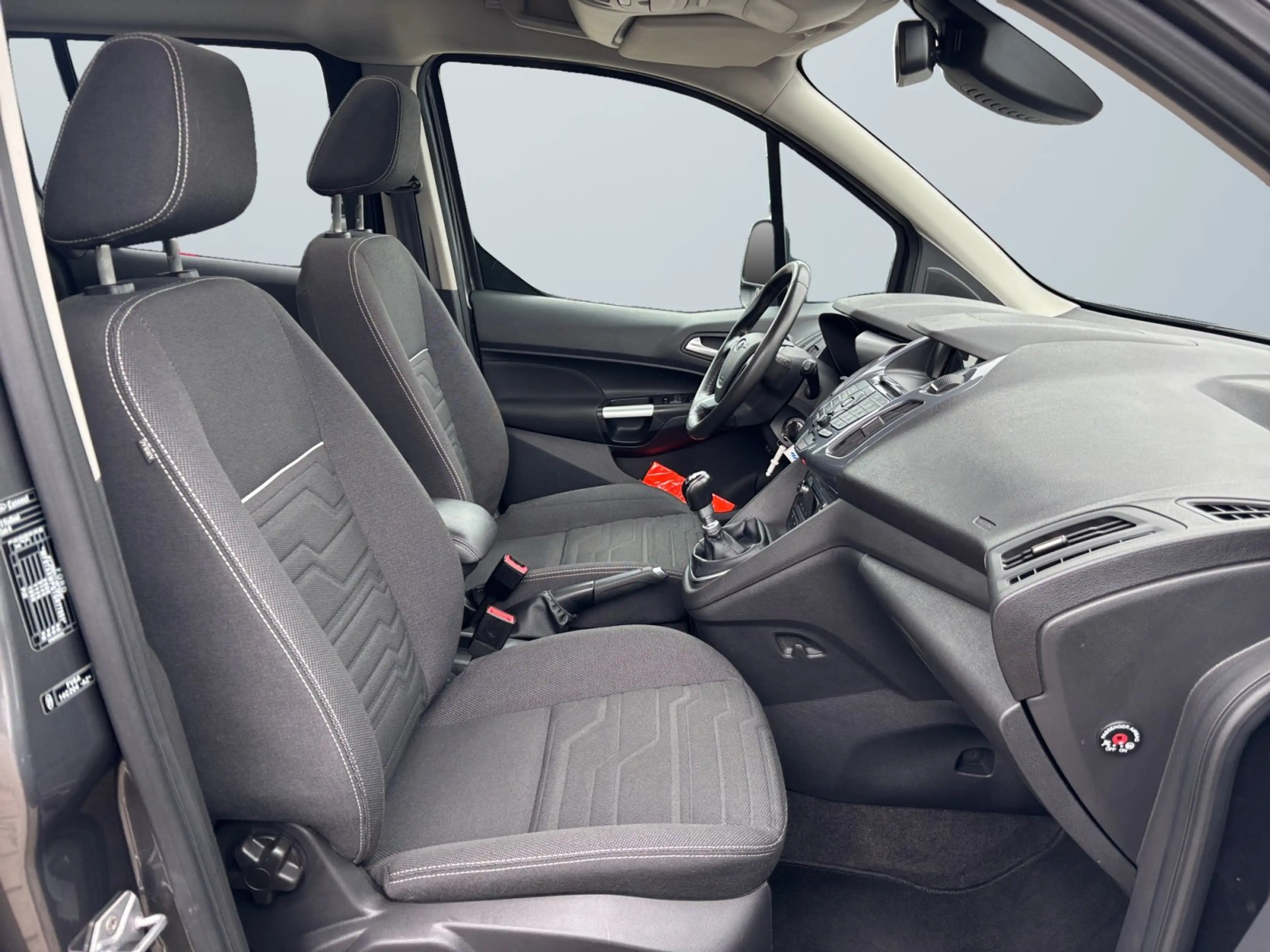 Ford Tourneo Connect Titanium 1.0 EcoBoost Tempomat — photo 10
