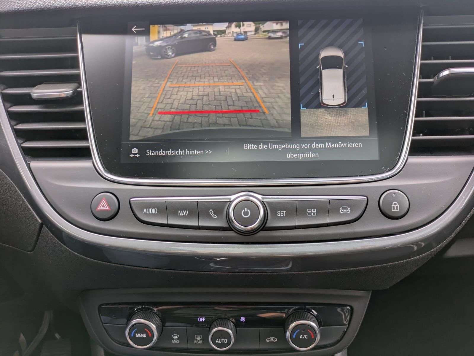 Opel Crossland X
