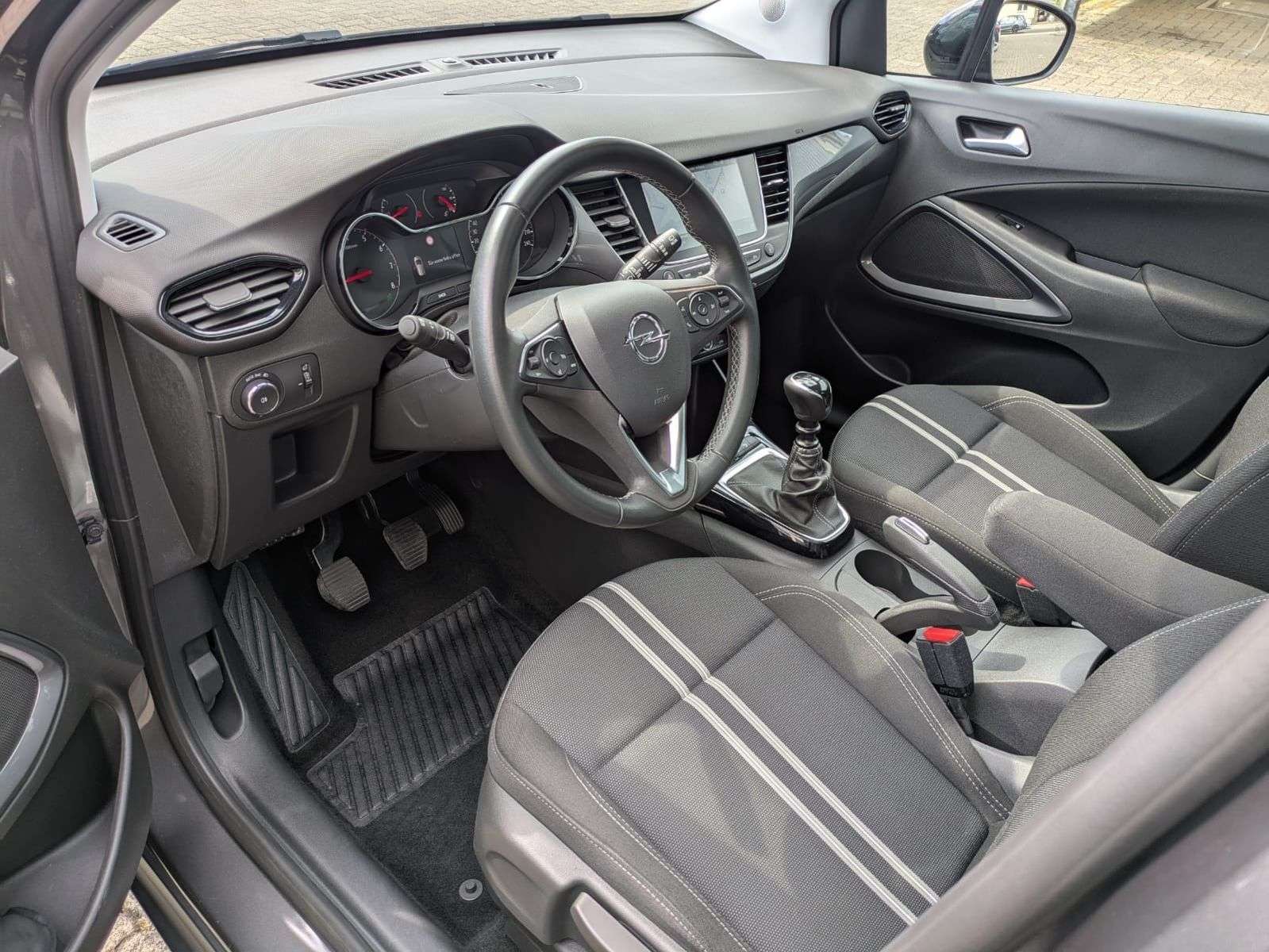 Opel Crossland X