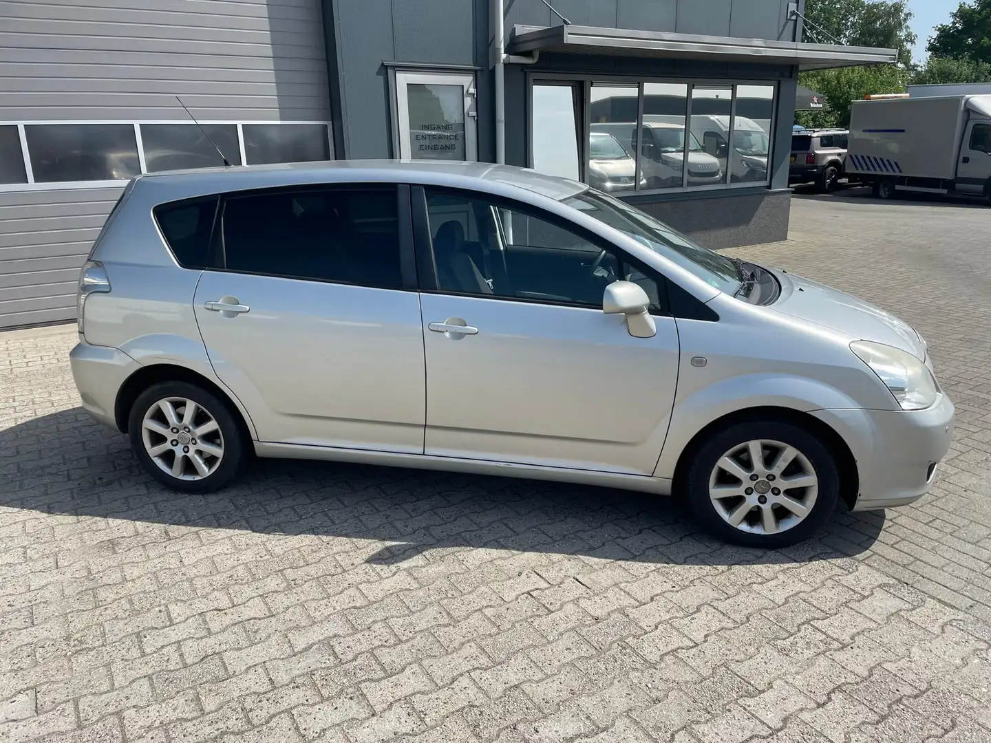 Toyota Verso 1.8 VVT-i Dynamic Grey - 2