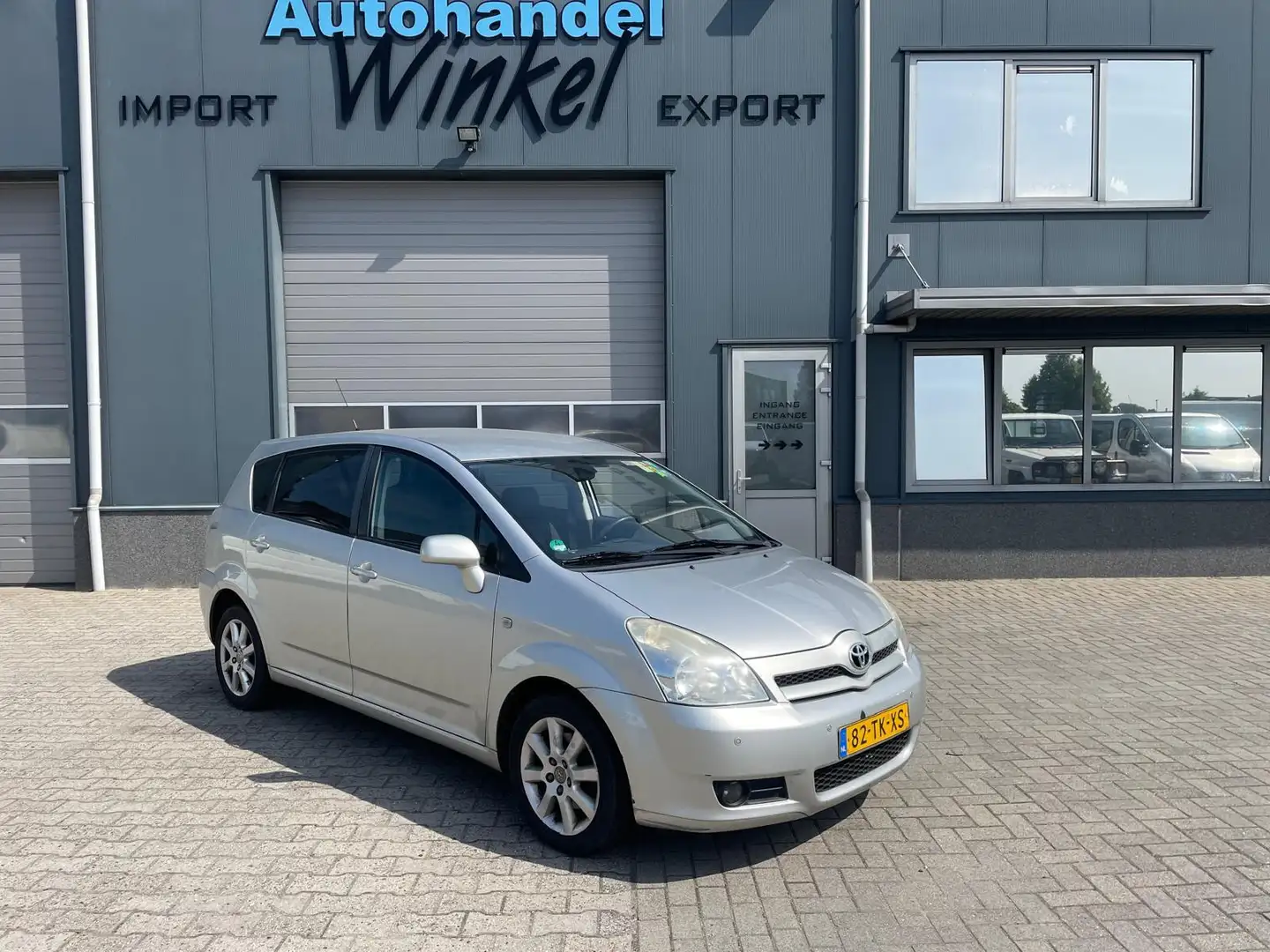 Toyota Verso 1.8 VVT-i Dynamic Grey - 1