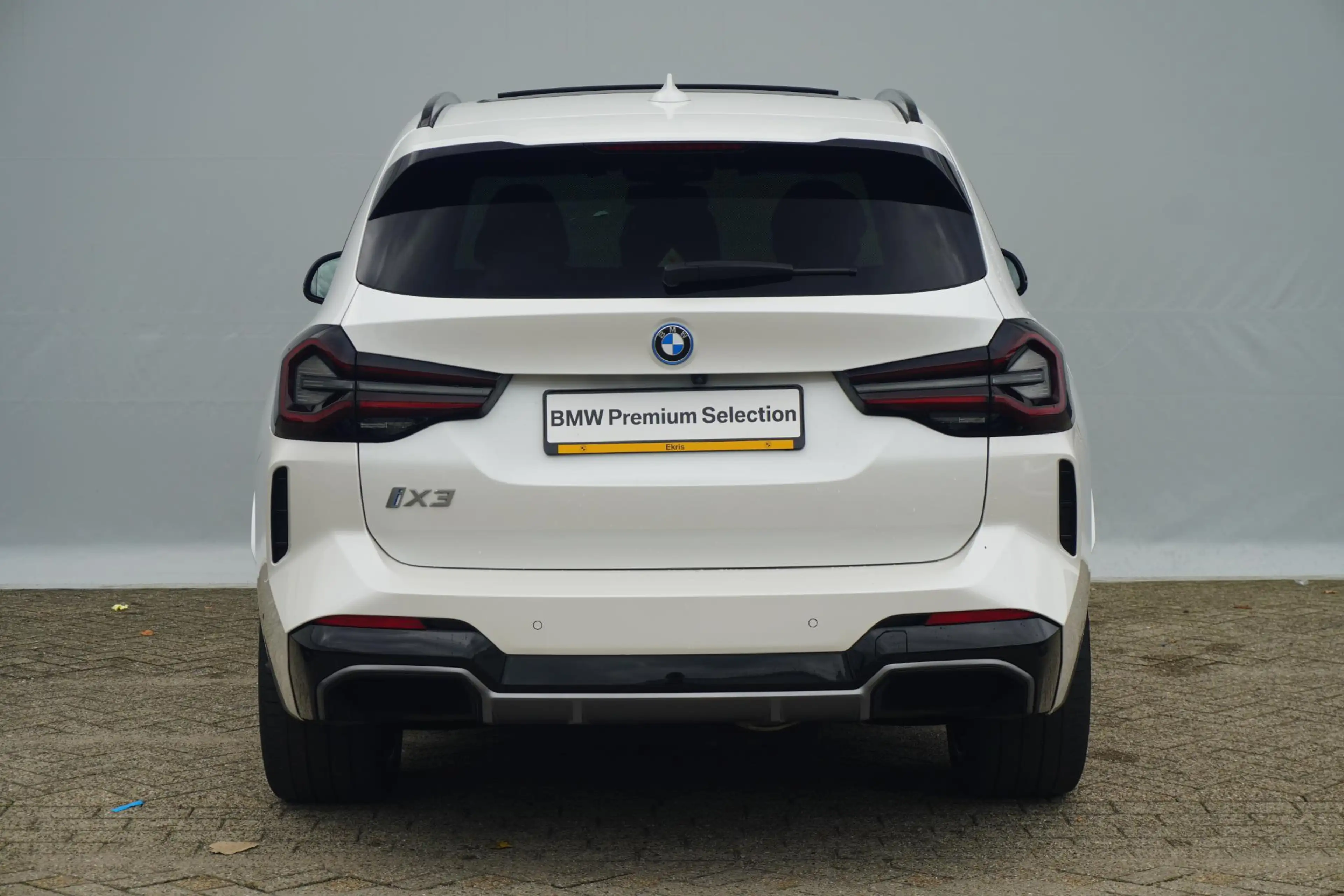 BMW iX3 | High Executive | Laserlight | Trekhaak | Harman — photo 6