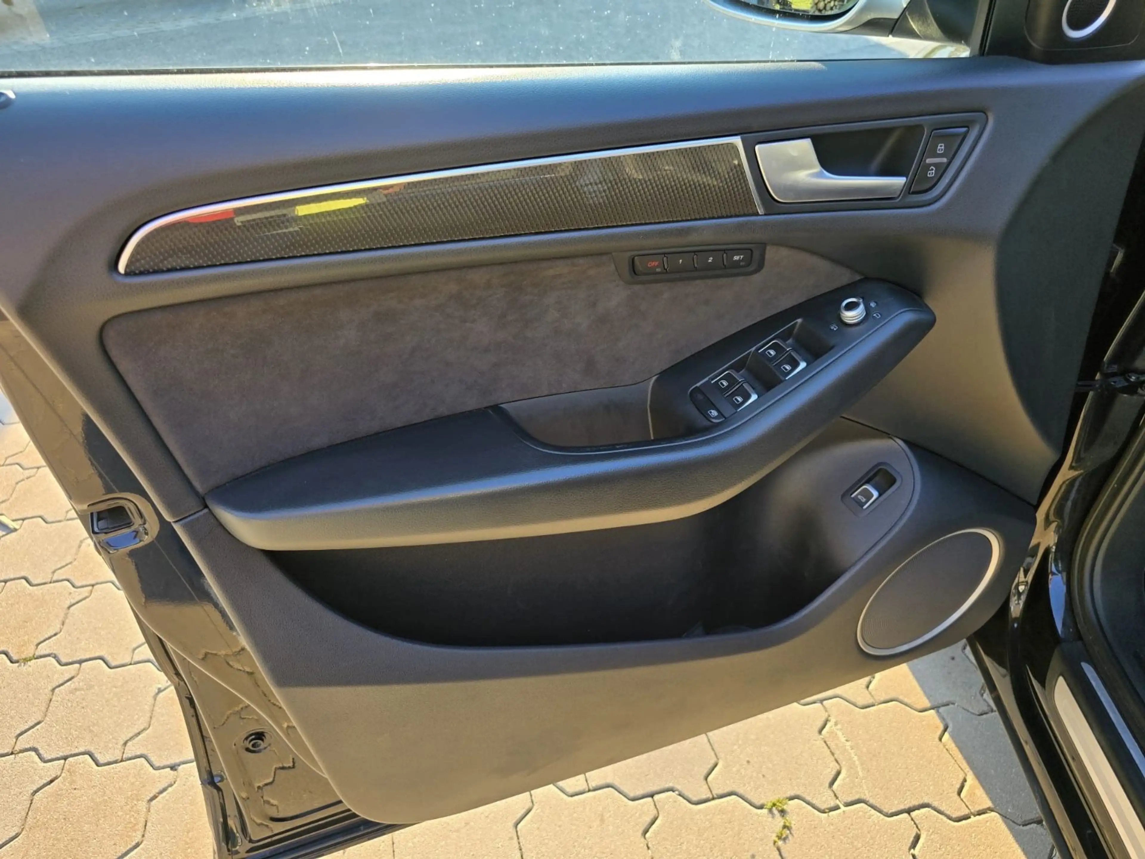 Audi SQ5 3.0 TDI quattro — photo 10