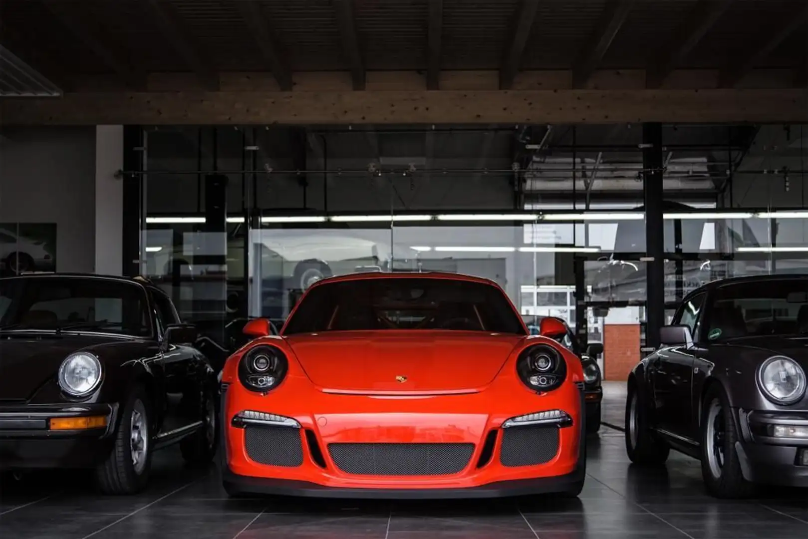 Porsche 991 / 911 GT3 RS Ohne Kilometer nie bewegt Neu Оранжевий - 2