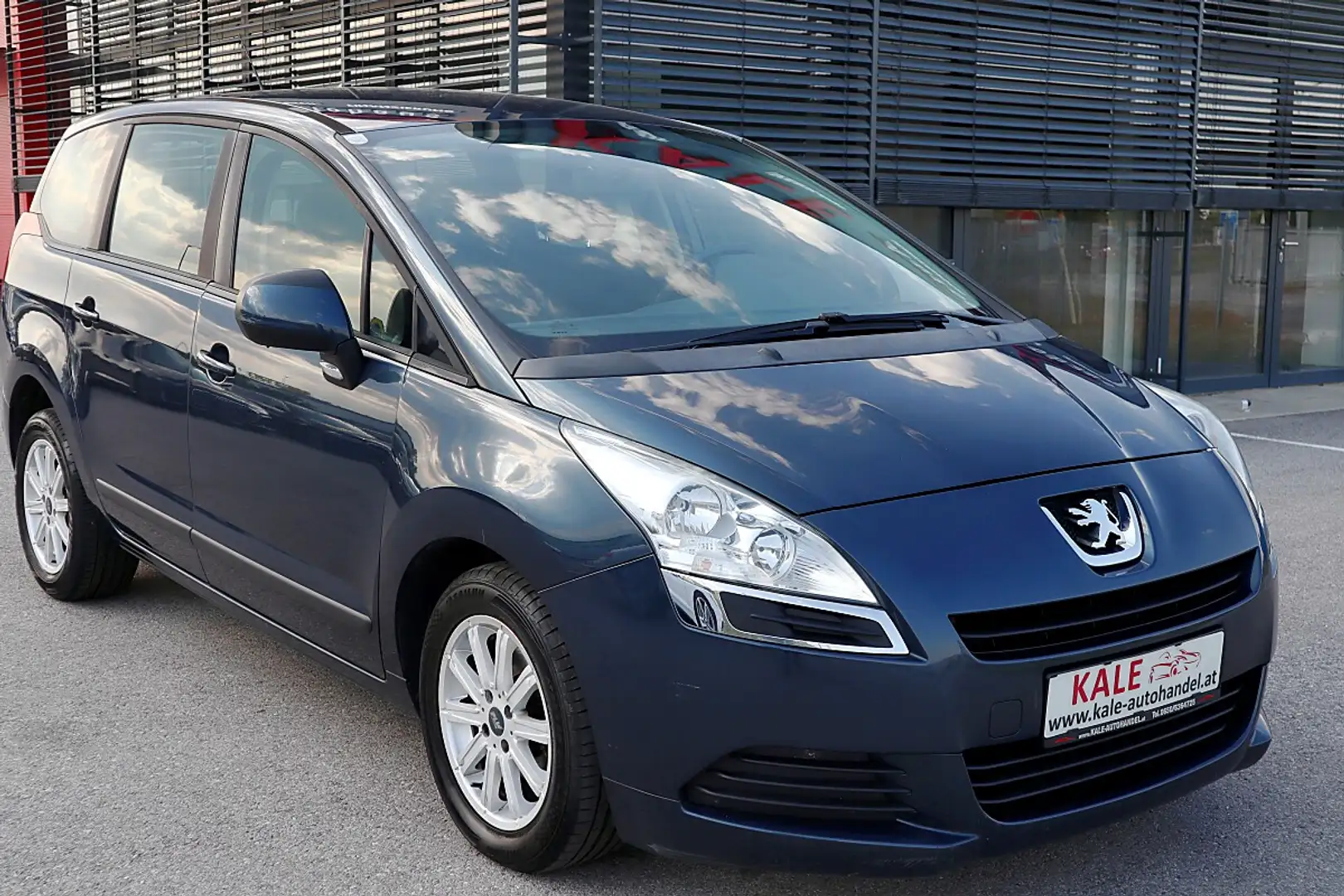 Peugeot 5008 1,6 VTI 120 Access *Nur Export oder Gewerbe* Blau - 2