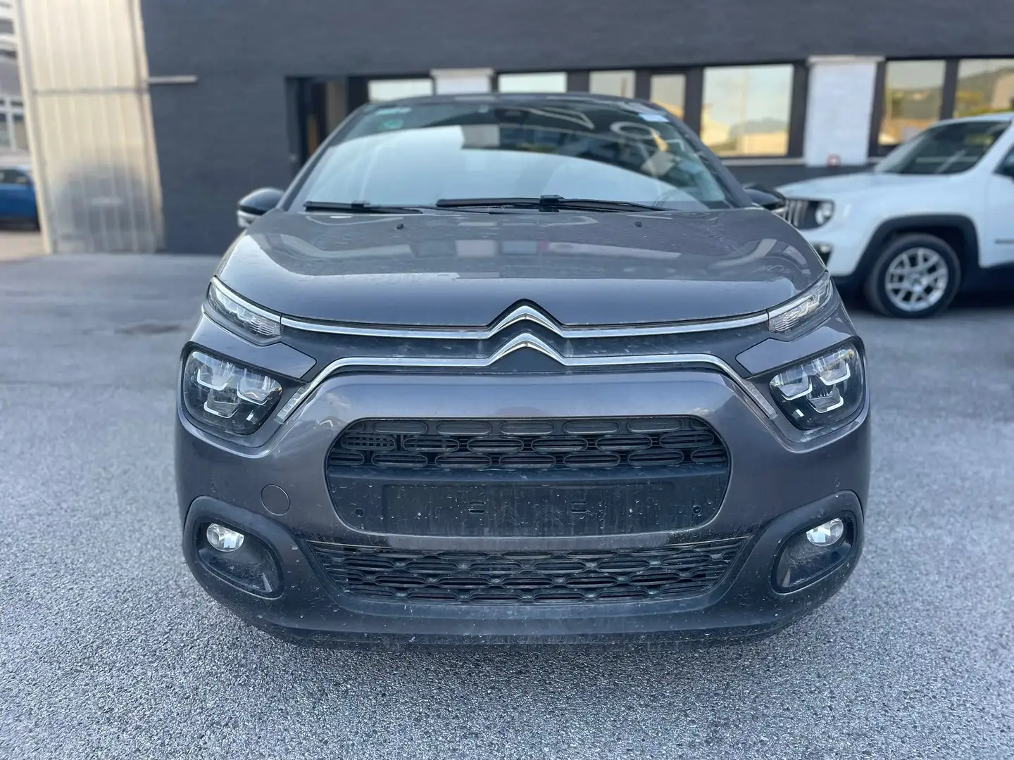 Citroen C3 1.2 PURETECH SHINE 110CV Grigio - 2