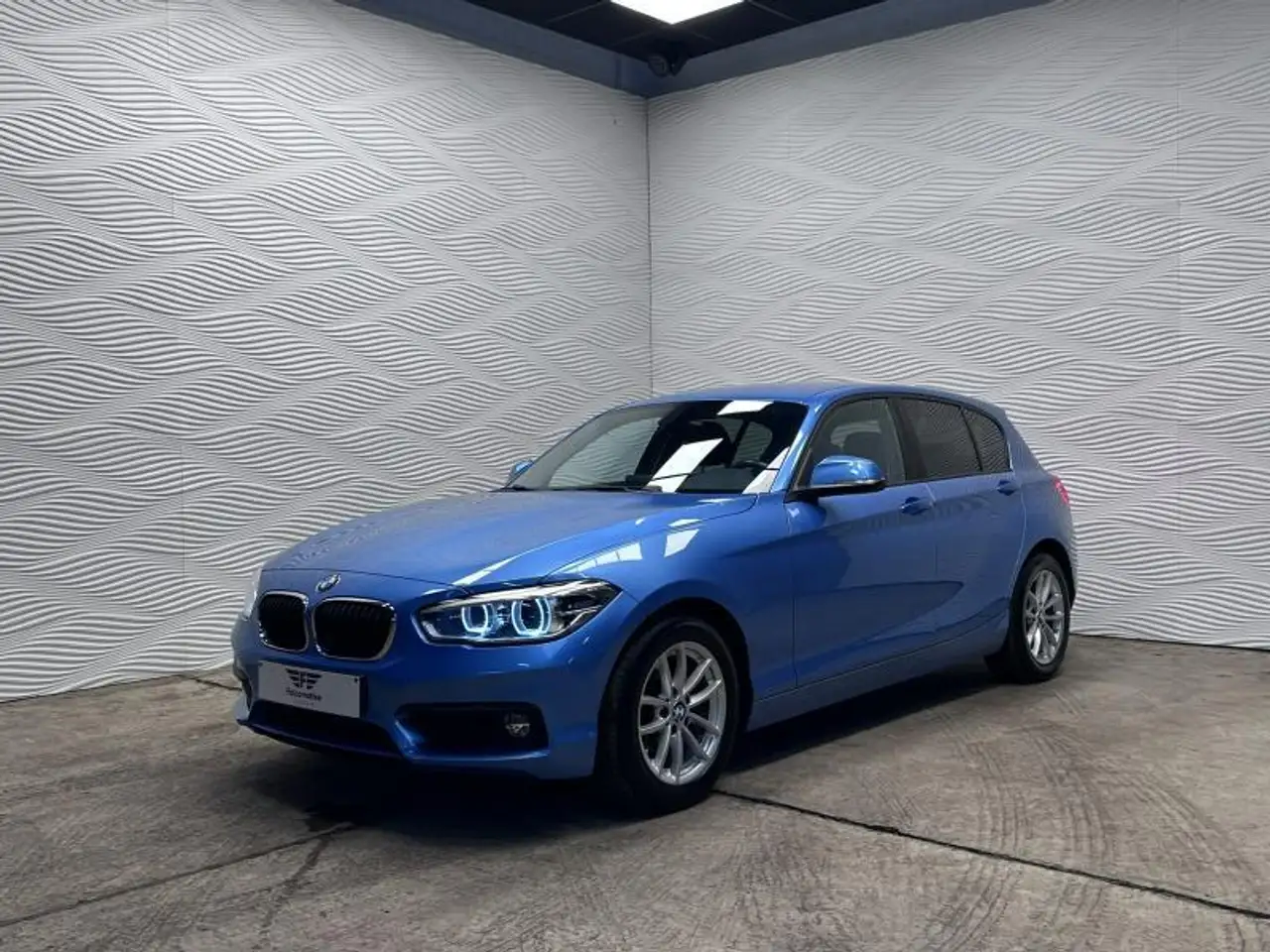 BMW 118