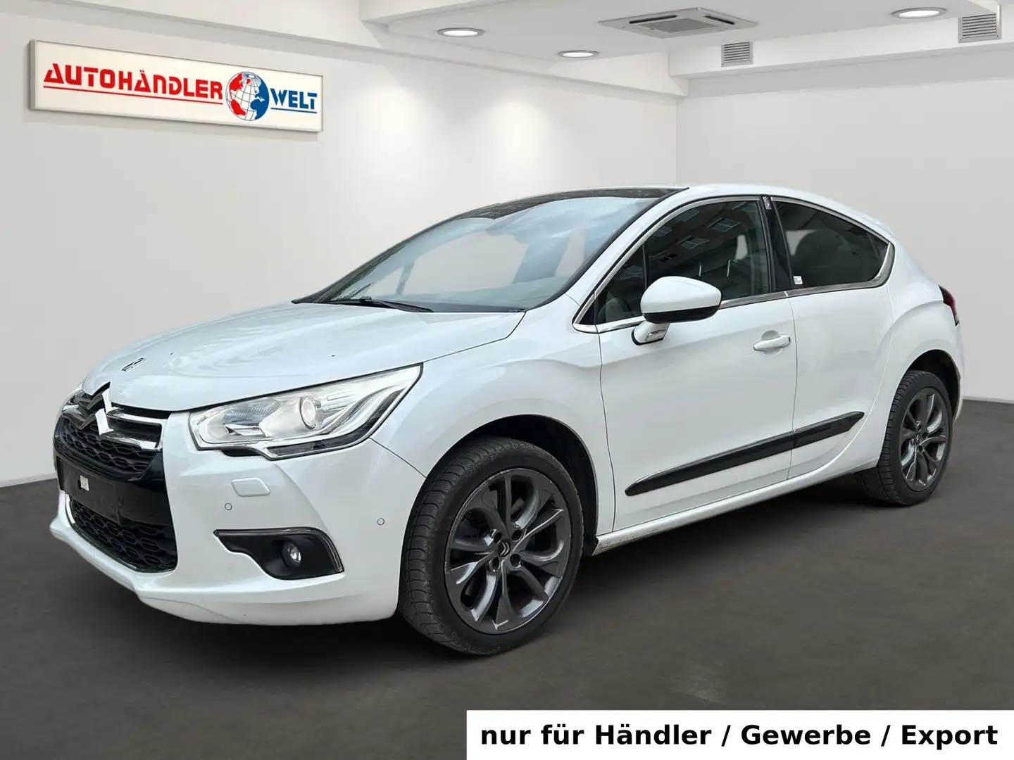 Citroen DS4 1.6 THP AAC Xenon Leder SHZ Navi PDC Weiß - 1