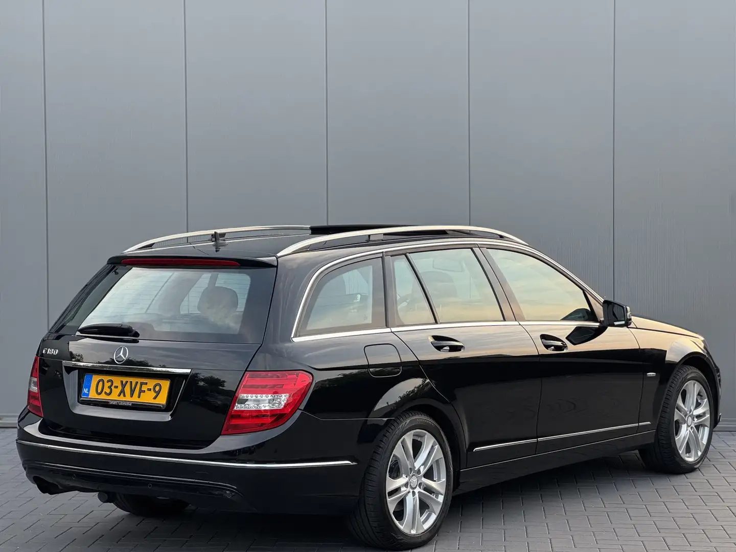 Mercedes-Benz C 180 Estate Avantgarde | Panorama | Stoelverwarming | A Negro - 2