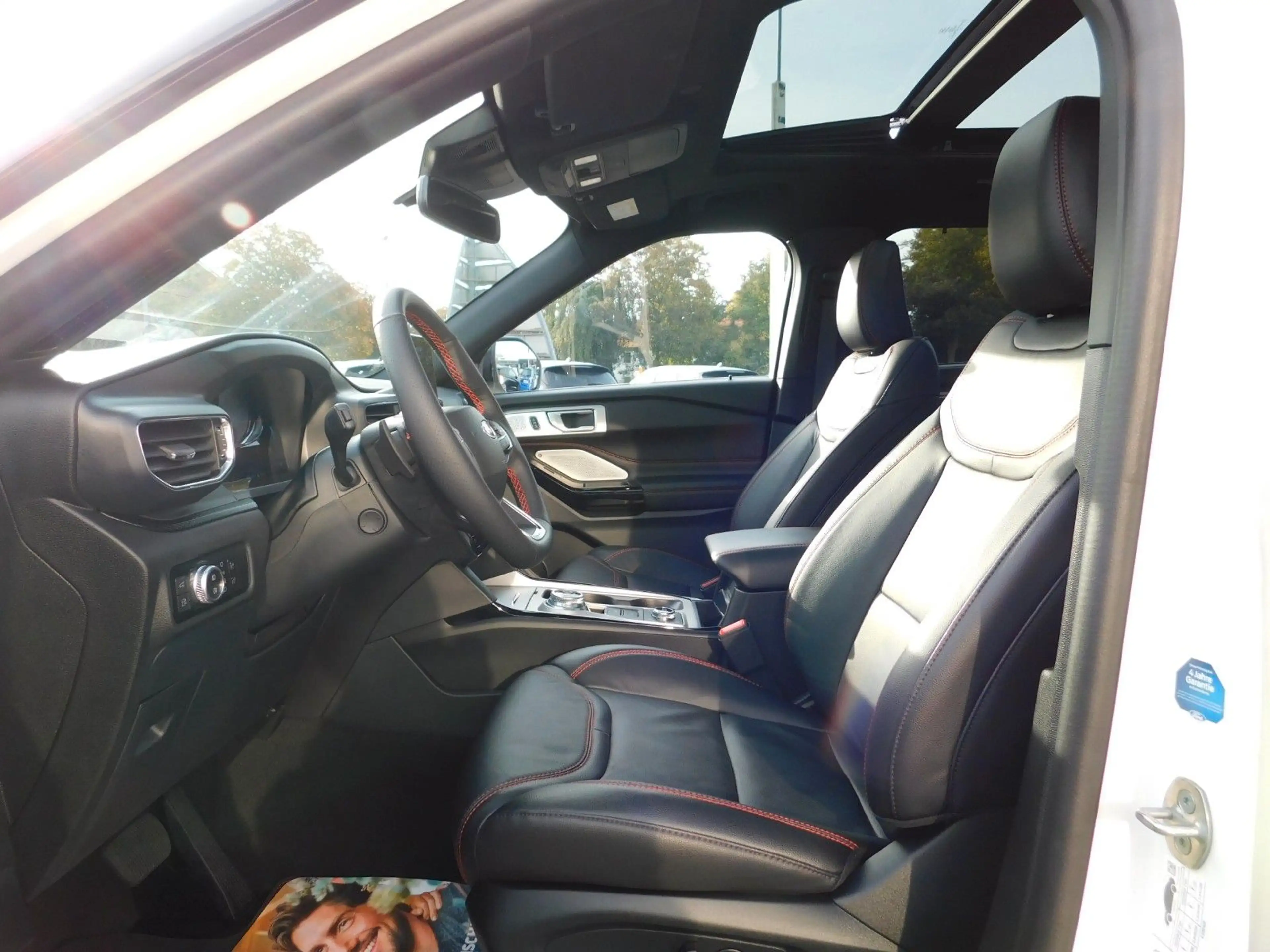 Ford Explorer EXPLORER ST-LINE 3.0 V6 Plug-in-Hybrid 4x4+AHKab — photo 11