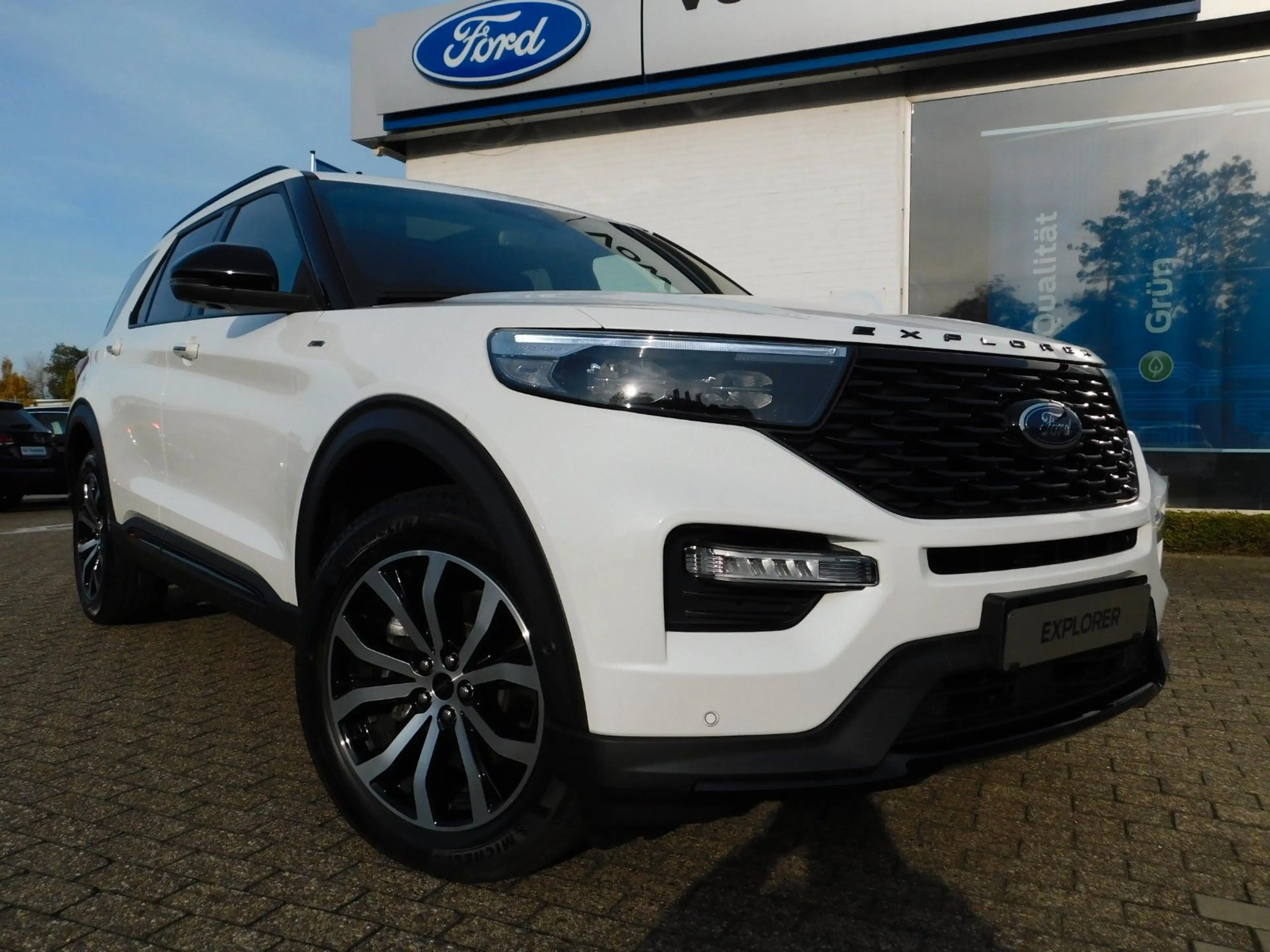 Ford Explorer EXPLORER ST-LINE 3.0 V6 Plug-in-Hybrid 4x4+AHKab