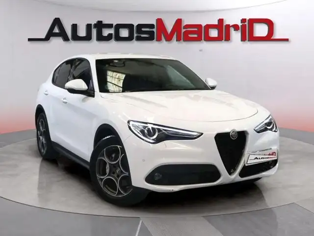 Alfa Romeo Stelvio 2.2 Diésel 140kW (190CV) Sprint+ Q4