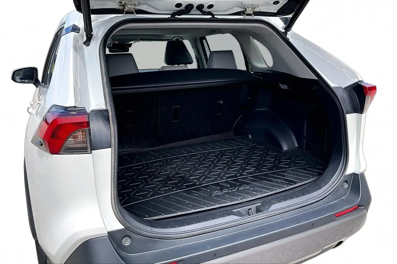 Toyota RAV 4 снимка Toyota RAV 4