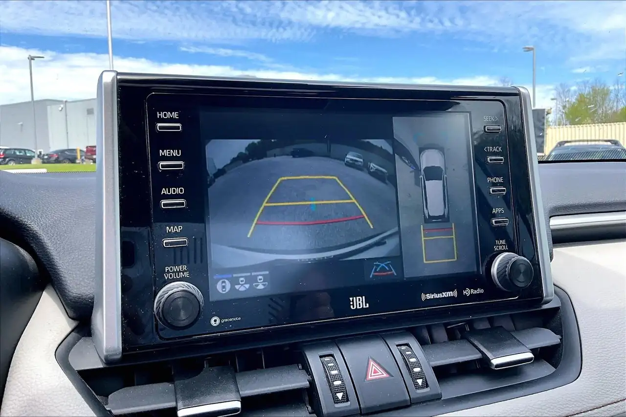 Toyota RAV 4 снимка Toyota RAV 4