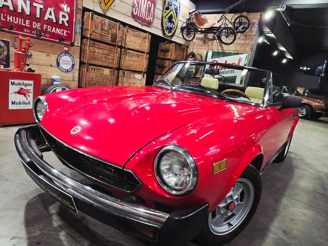 Fiat 124 Spider 2.0 injection  TRES ELEGANTE - LE PUR STYLE IT