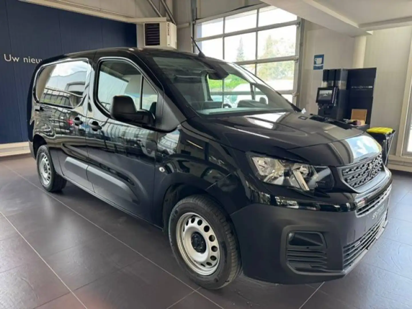 Peugeot Partner 3 1.5 BHDi L2 Heavy 96kW s/s EAT8 - - 1