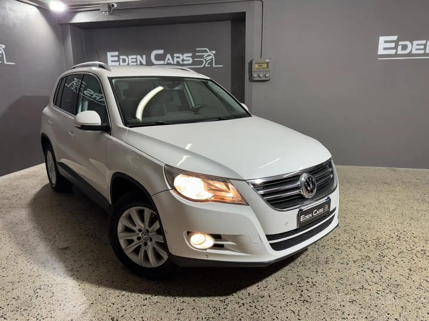 Volkswagen Tiguan Tiguan 4 MOTION 2.0 tdi Sport Wit - 2