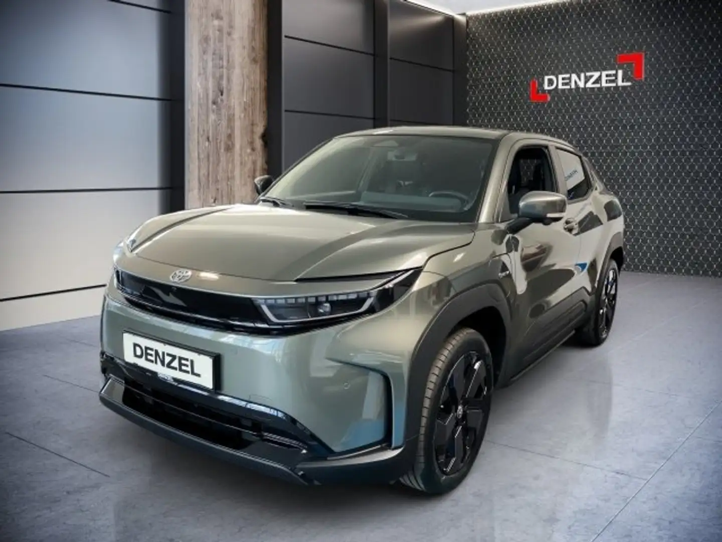 Toyota Urban Cruiser BEV 4x2 Lounge 128 kW Grün - 1