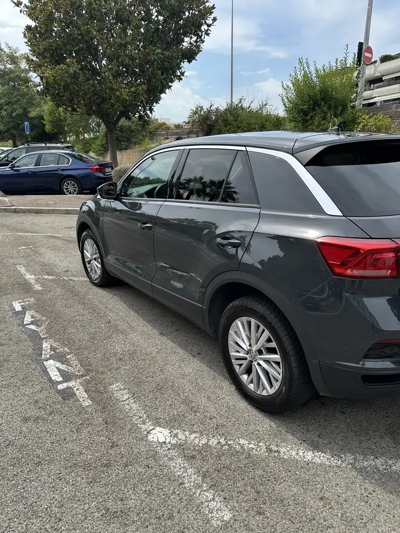 Volkswagen T-Roc 1.6 TDI 115 Start/Stop BVM6 Lounge - 2