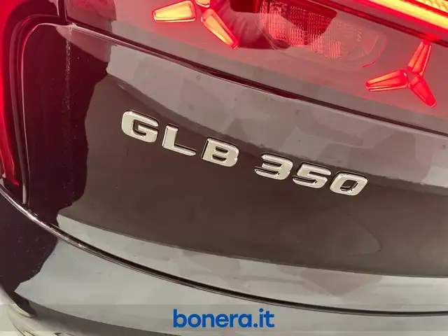 Mercedes-Benz GLB view 8