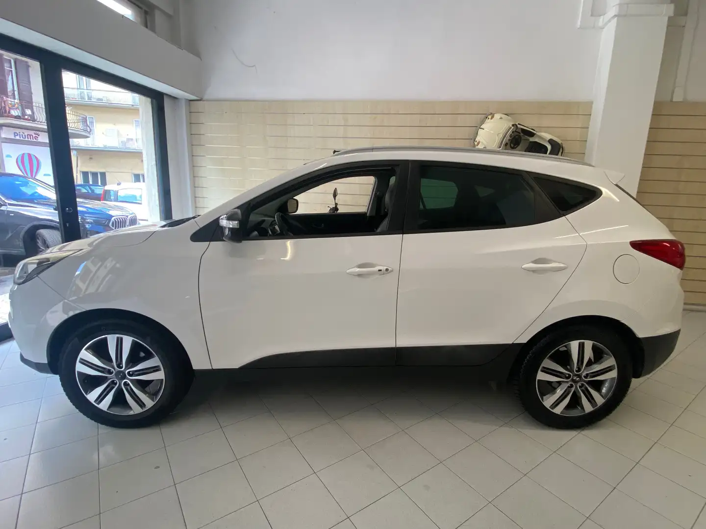 Hyundai iX35 ix35 1.7 crdi Xpossible 115cv 2wd Bianco - 1