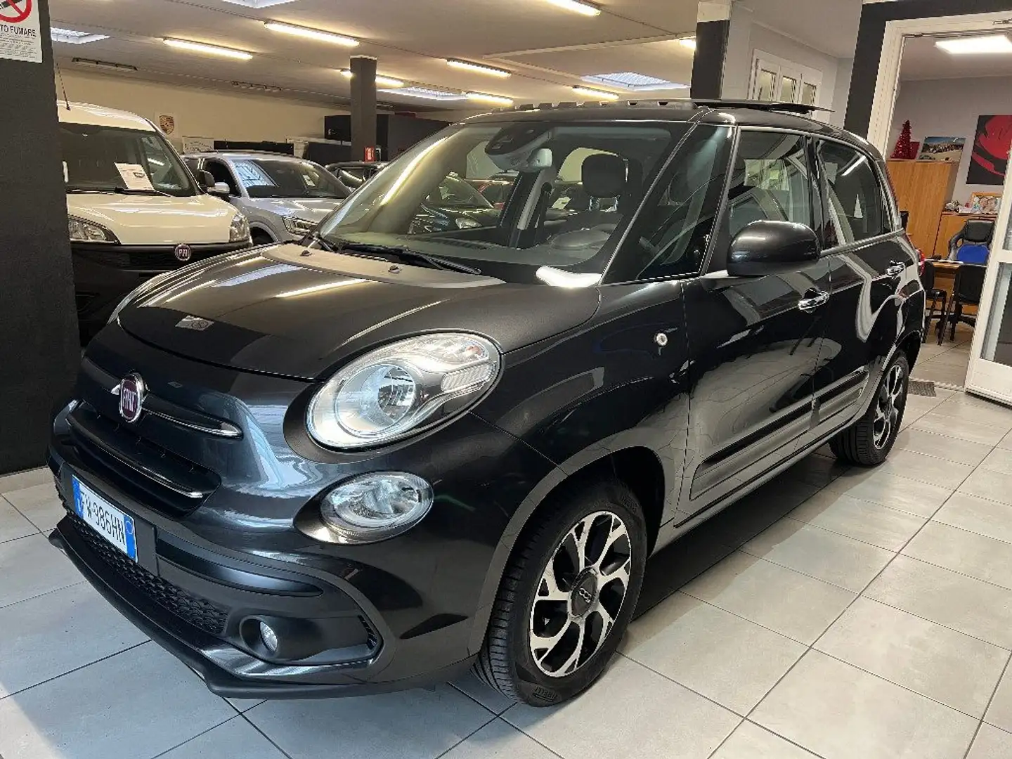 Fiat 500L 1.6 Multijet 120 CV Business  tetto apribile Grijs - 2