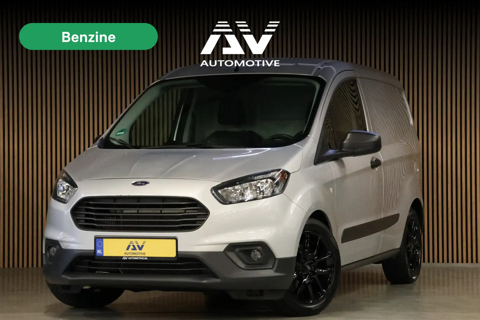 Ford Transit Courier 1.0 100 PK | Navigatie | CarPlay | Cruise control Grijs - 1
