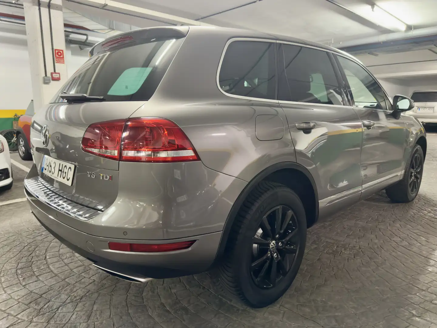 Volkswagen Touareg 3.0TDI V6 BMT 245 Tiptronic - 2