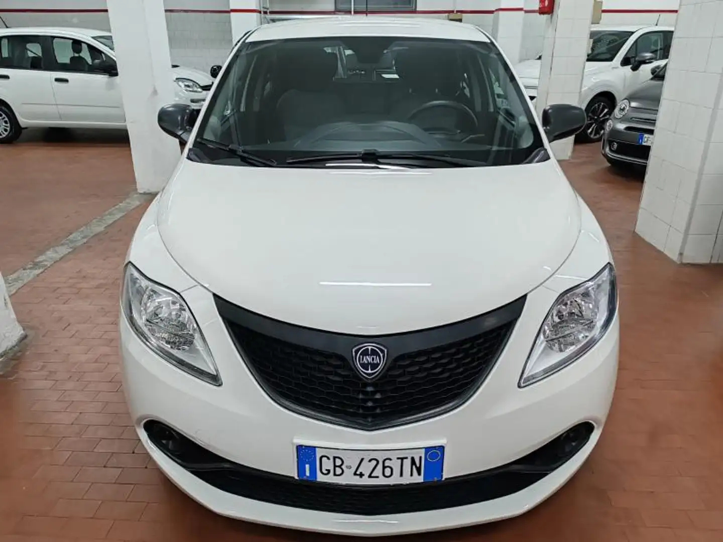 Lancia Ypsilon Bianco - 2