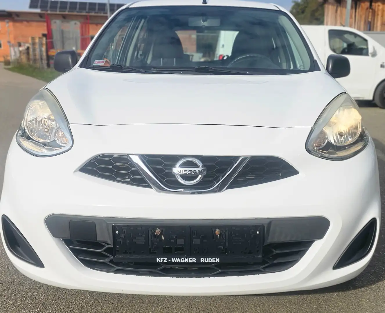 Nissan Micra Visia First Weiß - 2