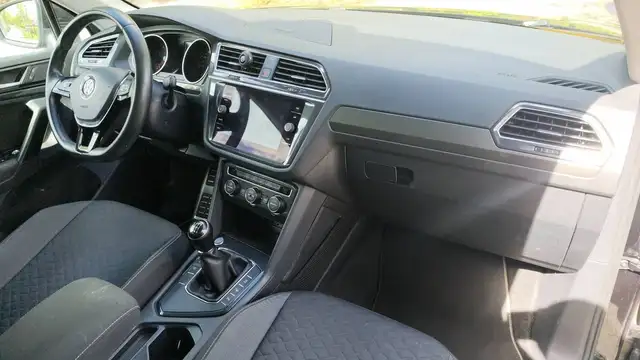 Volkswagen Tiguan view 10