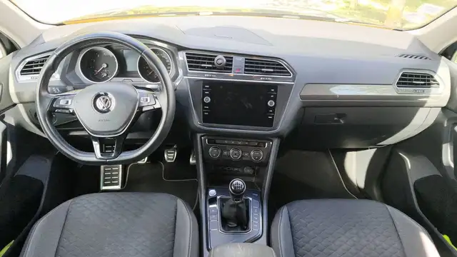 Volkswagen Tiguan view 11
