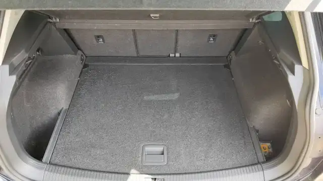 Volkswagen Tiguan view 14